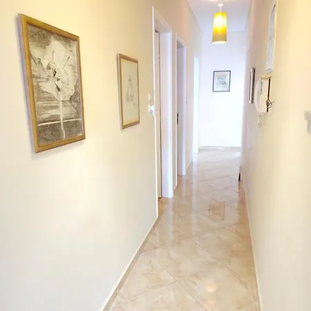 Garbo Appartments *