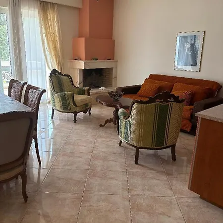 Garbo Appartments アパート カリストス